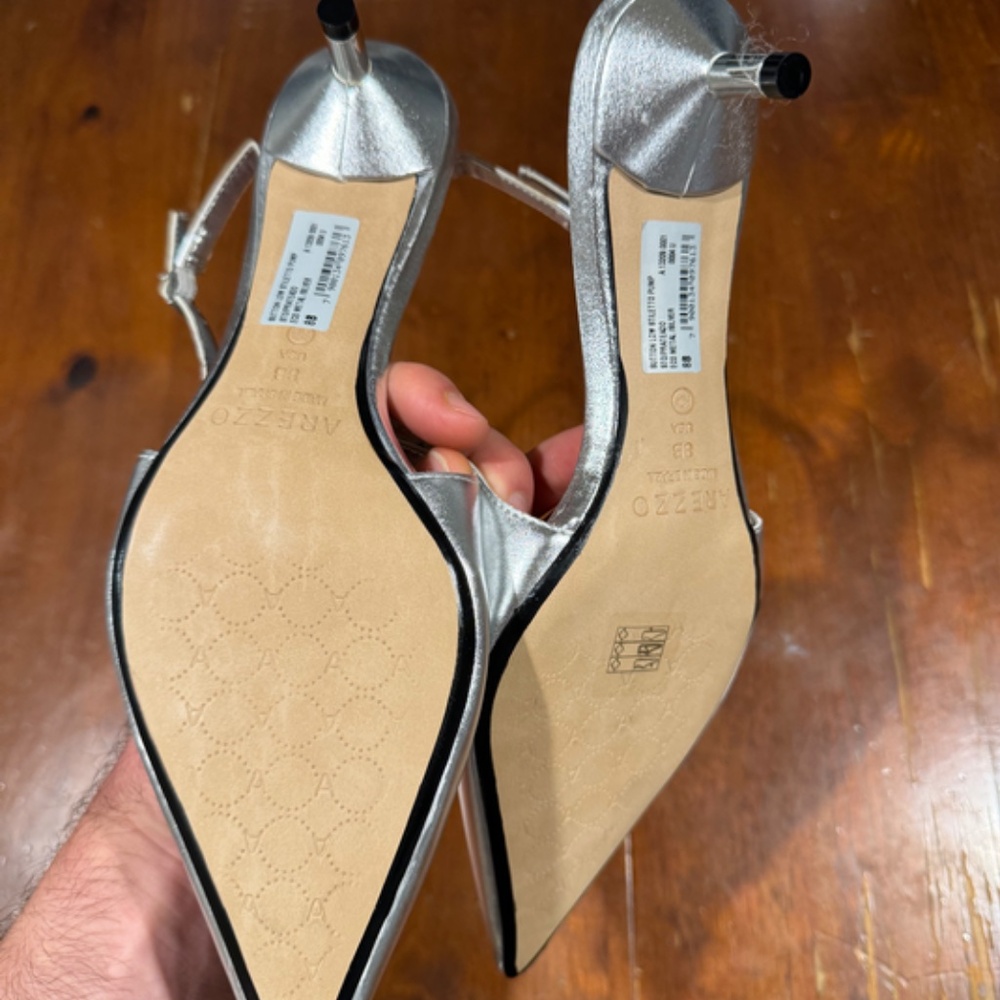 Arezzo Sutton Low Stiletto Pump - Picture 3 of 5